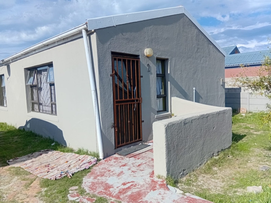 3 Bedroom Property for Sale in Ikwezi Park Western Cape
